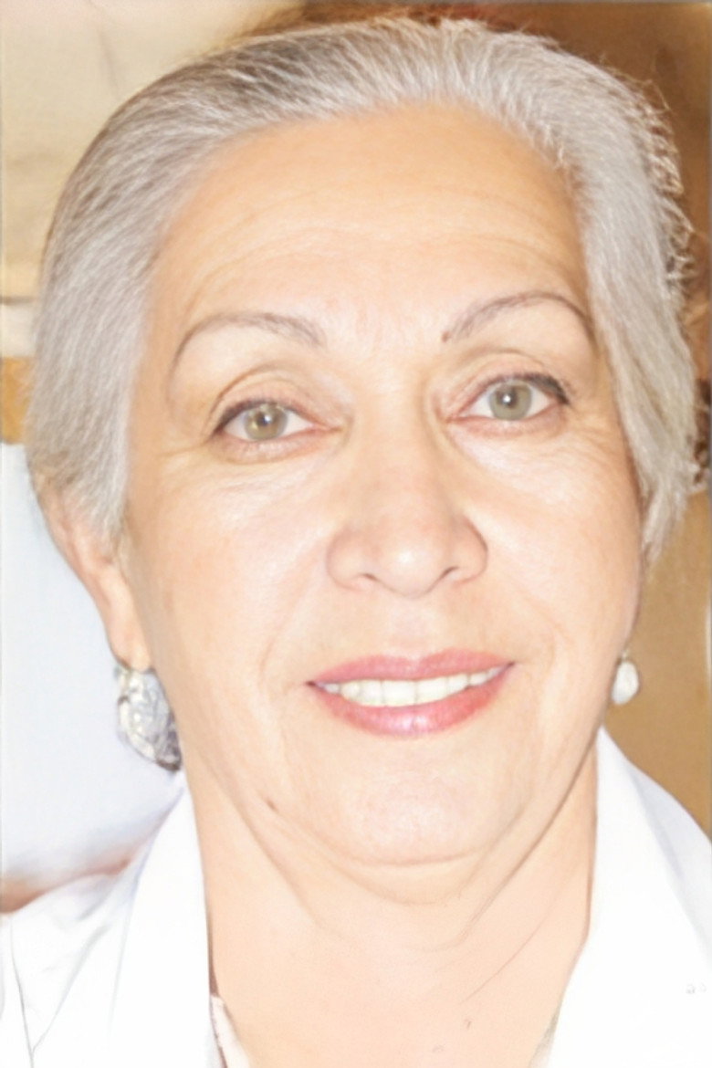 Güzin Özipek photo 6