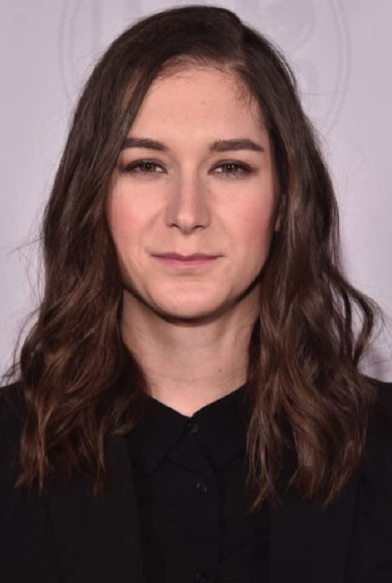 Liz Hannah portrait image