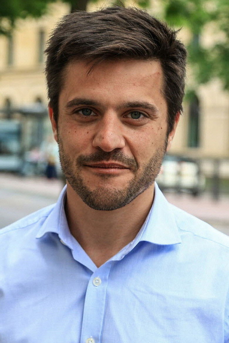 Yoan Hadadi portrait image