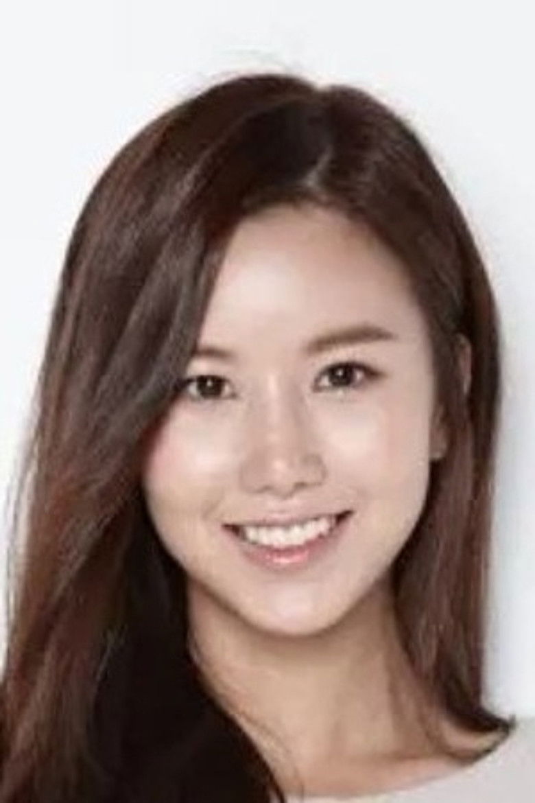 Hwang Hyun-hee portrait image