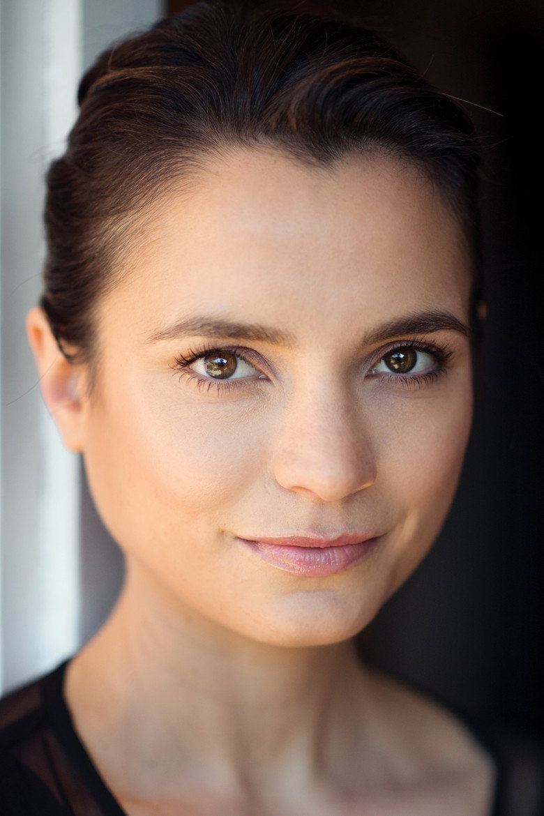 Jessica Tovey photo 2