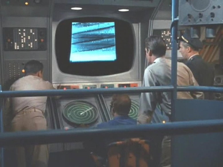 Still from Voyage to the Bottom of the Sea - Season 4 Episode 6
