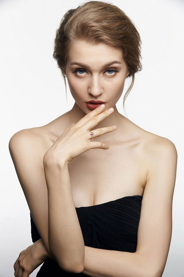 Marina Maloy portrait image