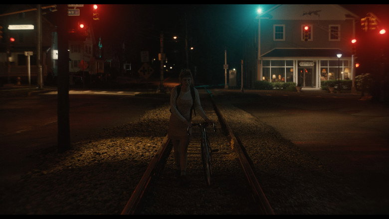 Still from A Murder at the End of the World - Mùa 1 Tập 2