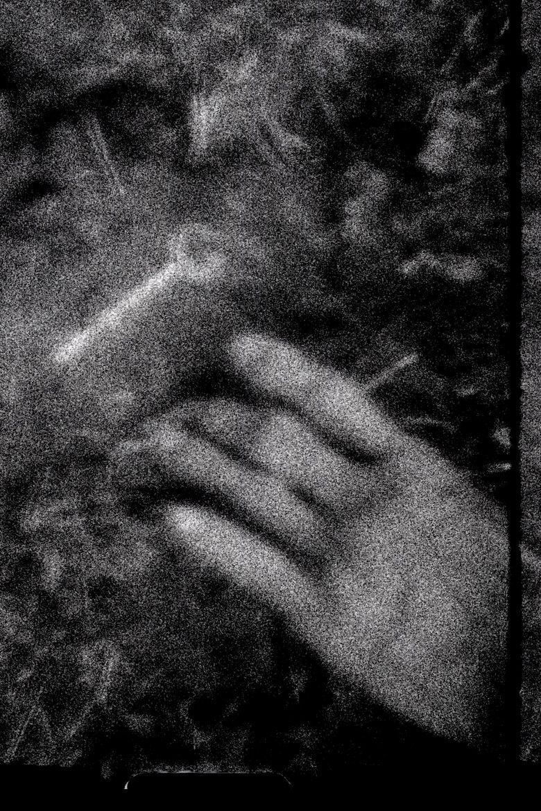 Imatge de Passing, hands, ground