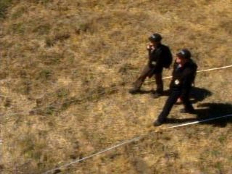 NCIS S02E05 — The Bone Yard episode still