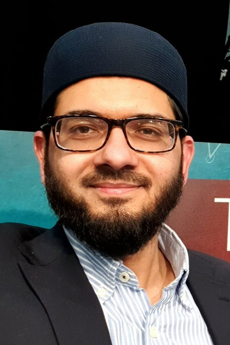 Qari Asim portrait image
