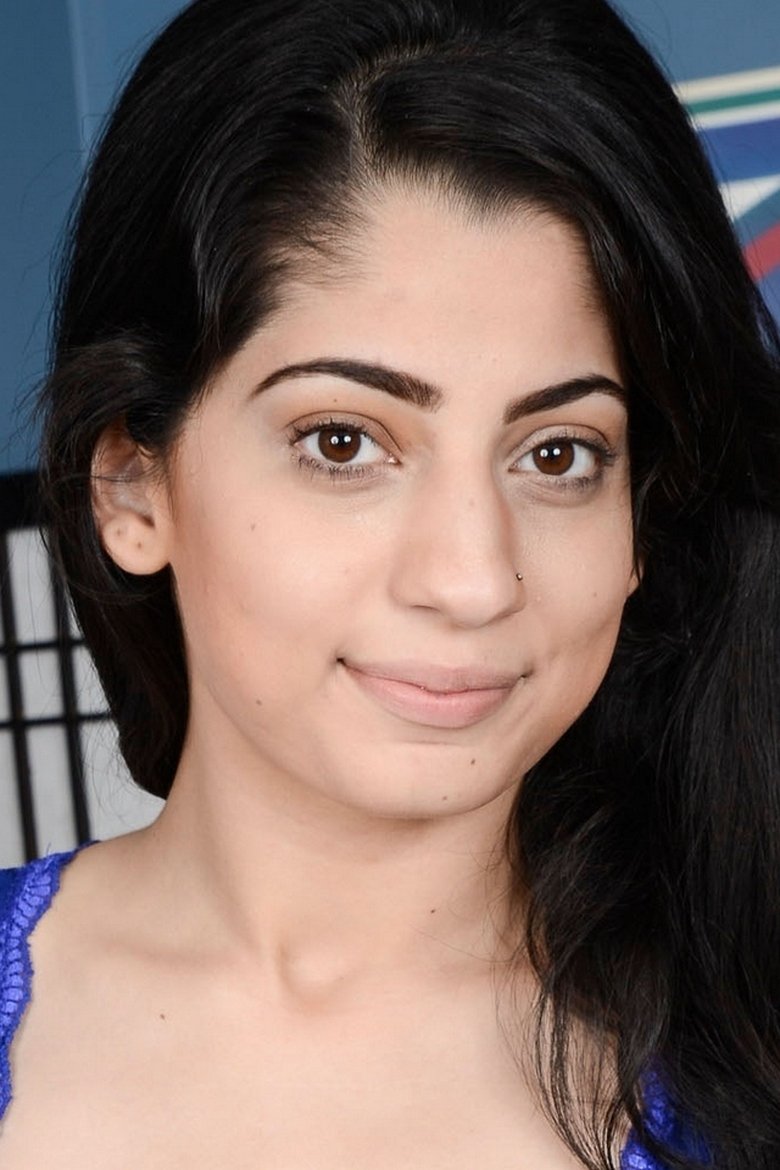 Ảnh Nadia Ali