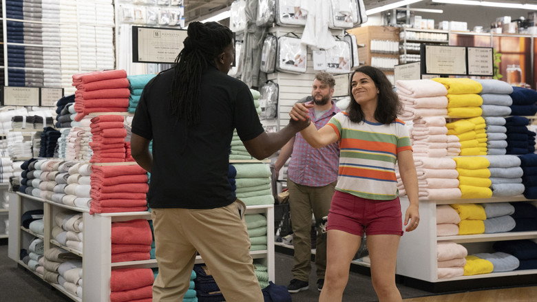 Still from Broad City - Season 5 Episode 2