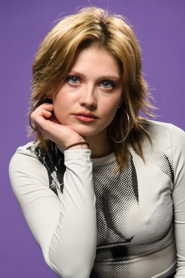 Mia Negovetić portrait