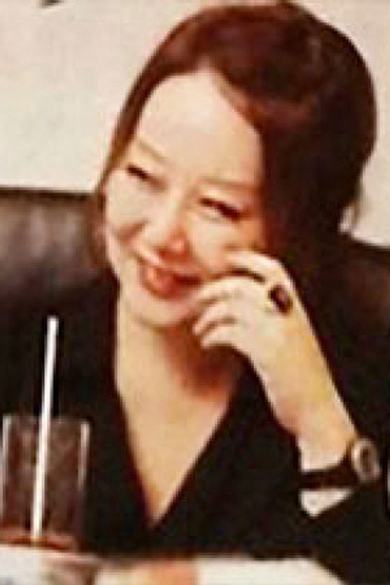 Fumi Yoshinaga portrait image