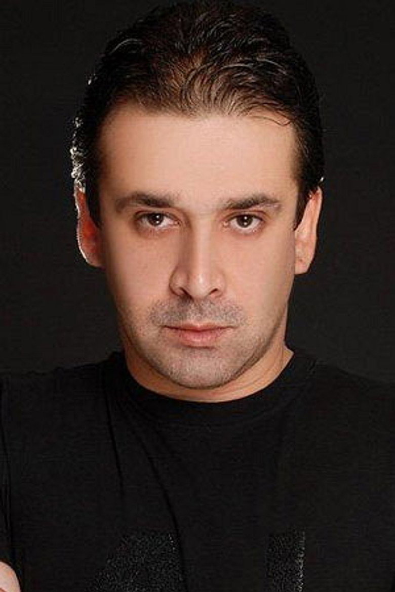 Karim Abdel Aziz photo 2