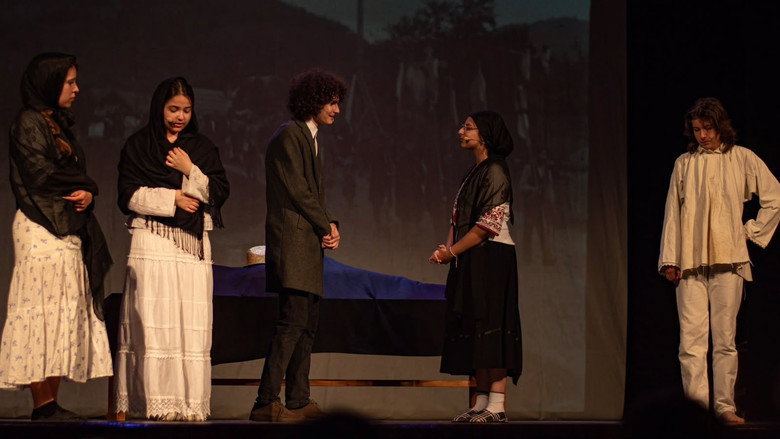 The Moromete Family still 3