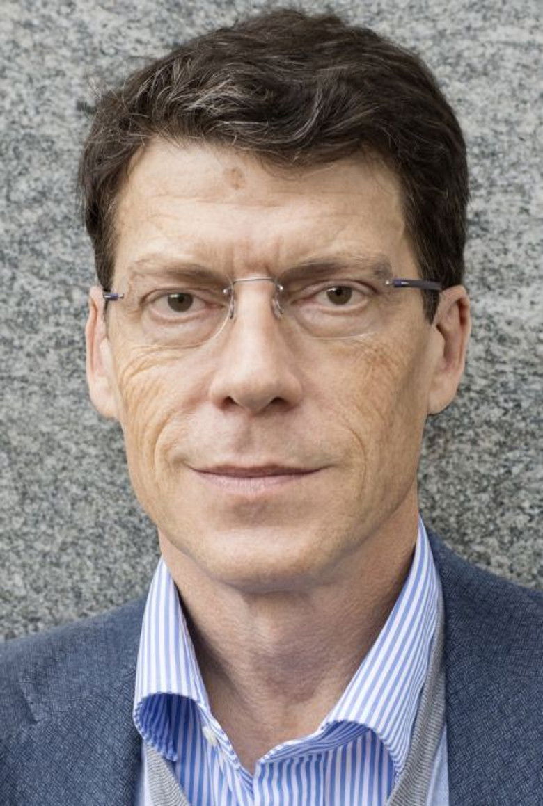 Laurent Alexandre portrait image