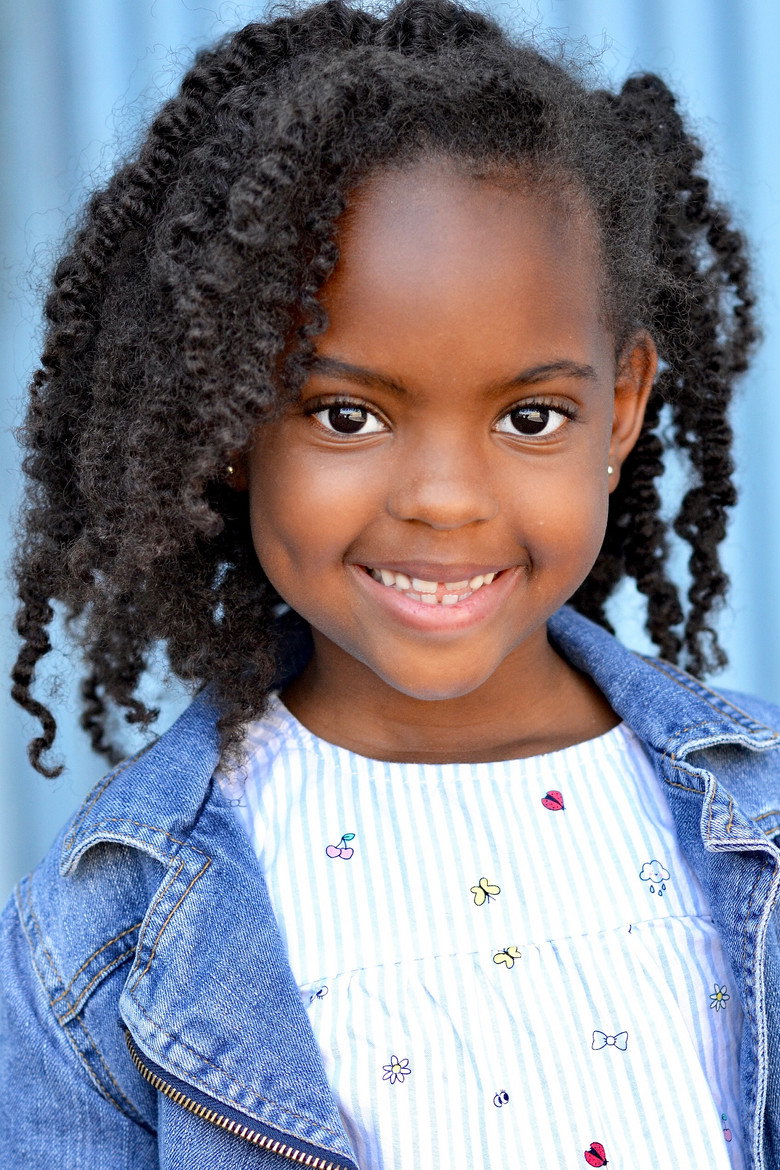 Alyssa Harris portrait
