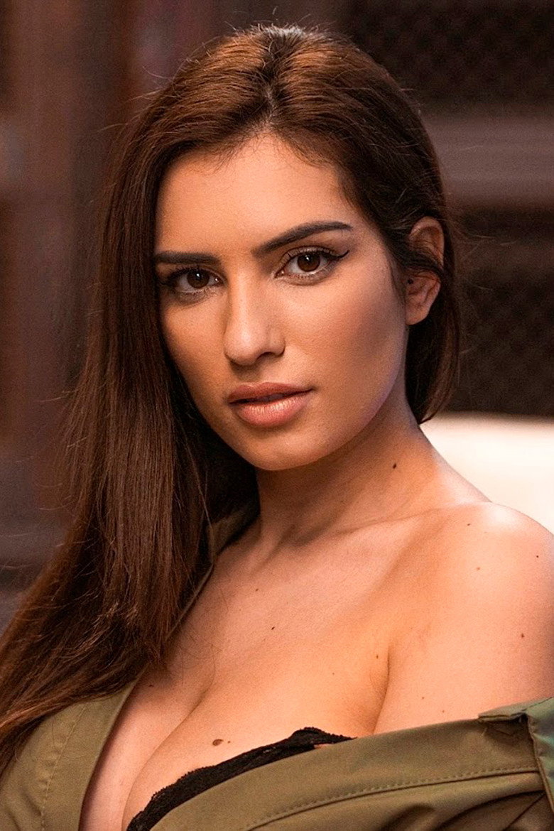 Stefany Martínez portrait