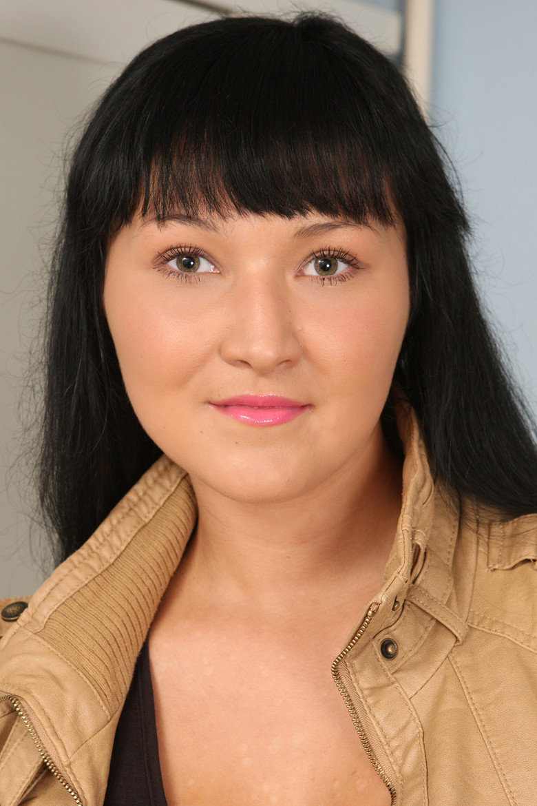 Vanessa Vaughn photo 3
