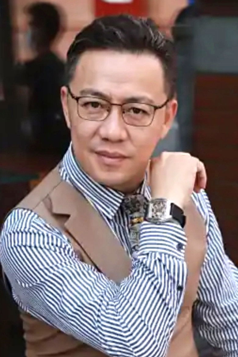 Ma Ying portrait image