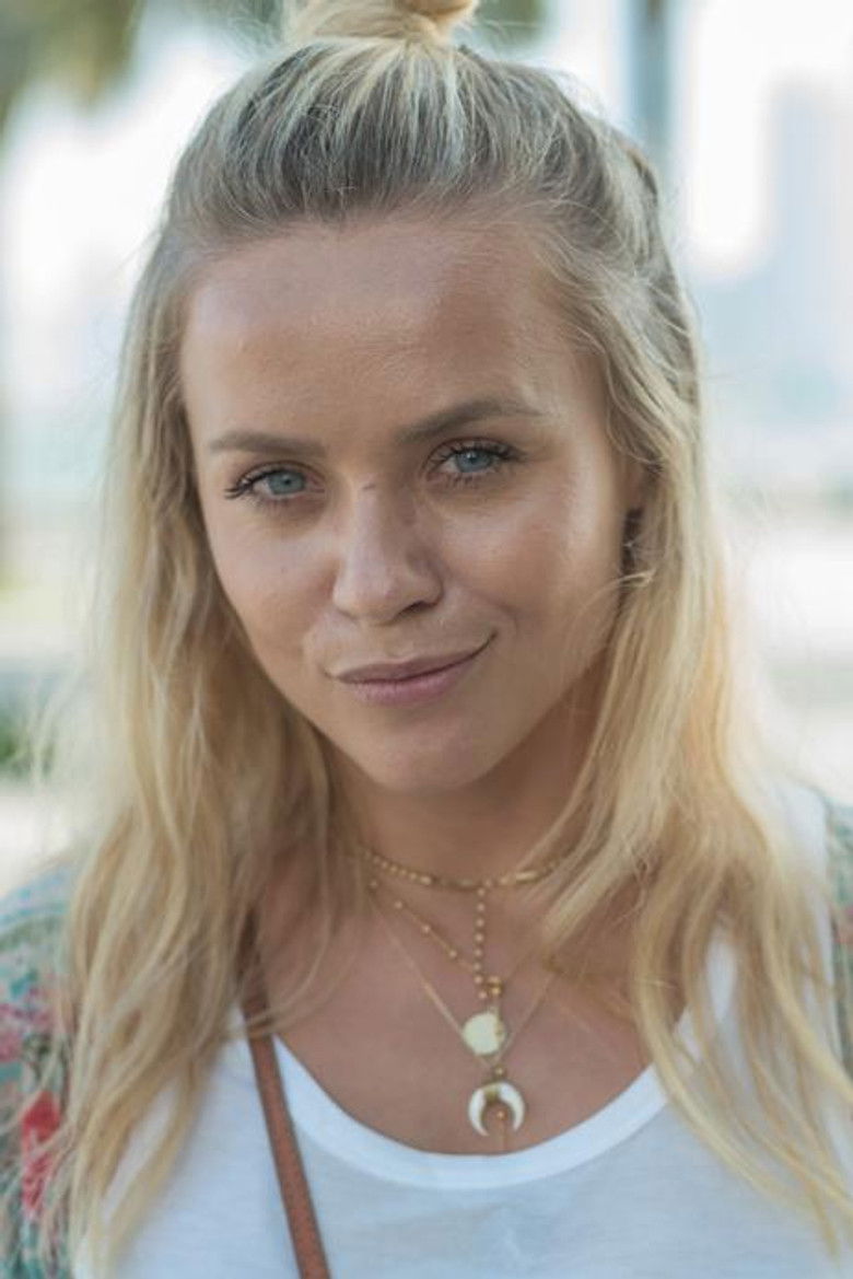 Anna Skura portrait image