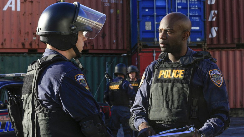 Still from Containment - Season 1 Episode 12