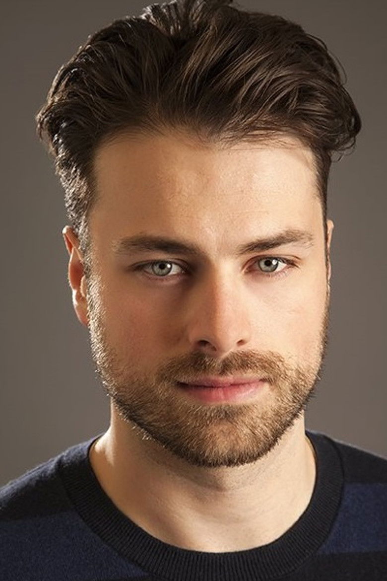 Evan Ferraton portrait image