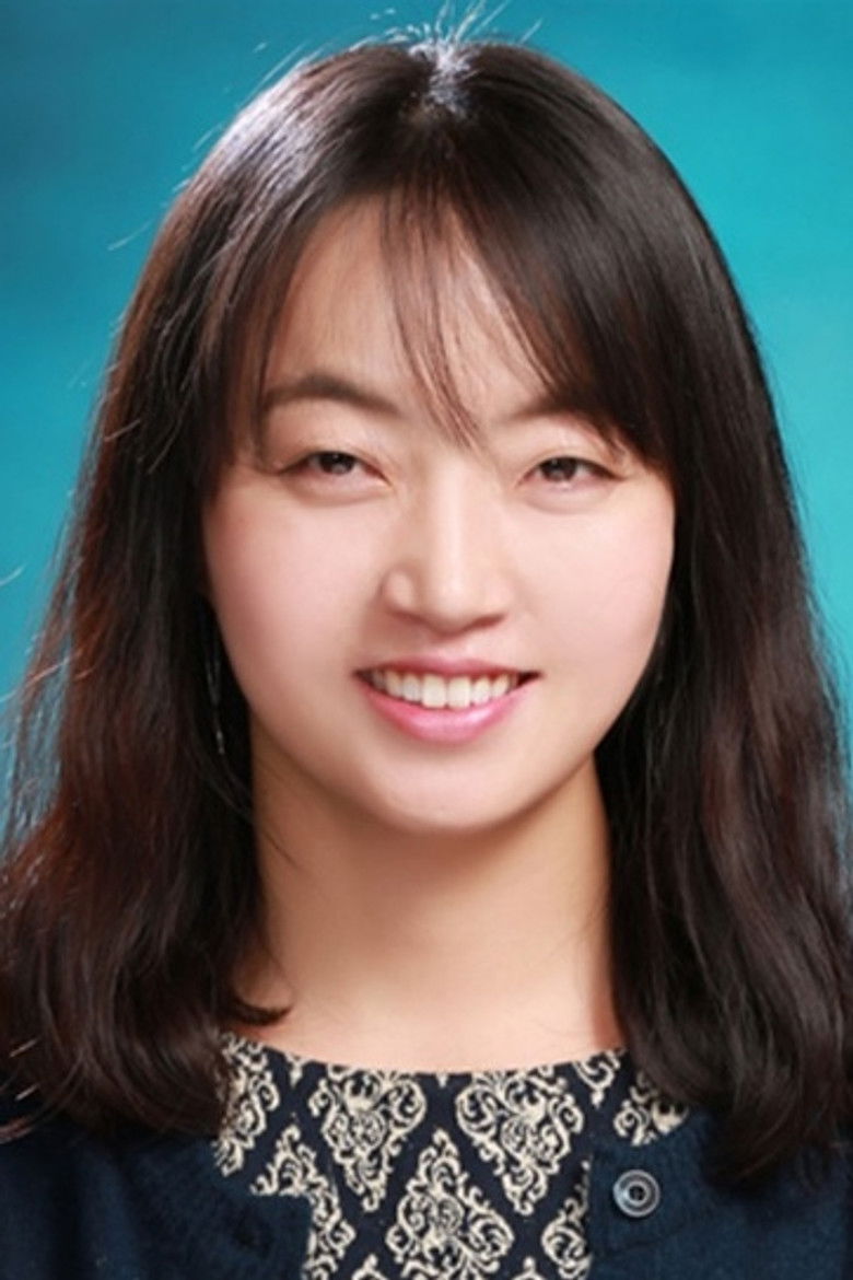 An Hui-ju portrait image