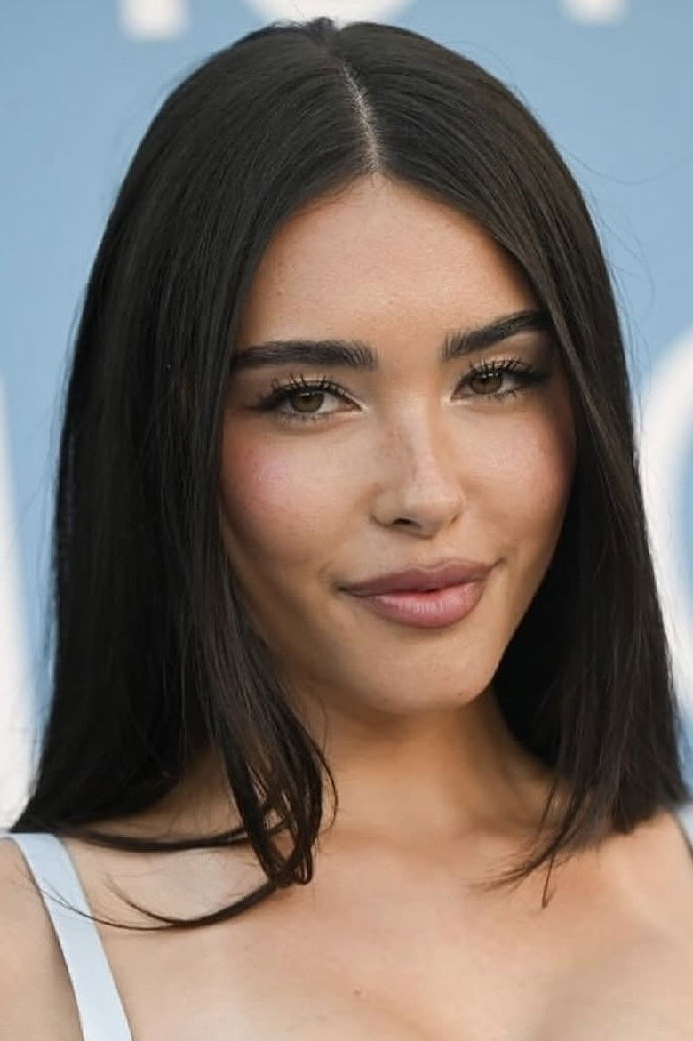 Madison Beer portrait image