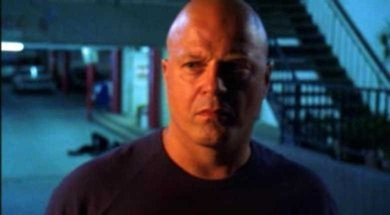 The Shield S05E01 — Extraction episode still