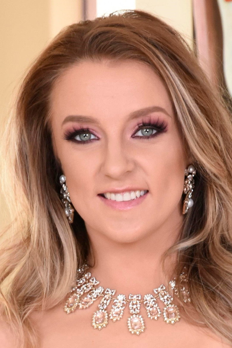 Kate Kennedy photo 4
