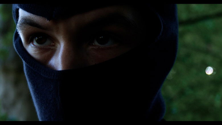 Image d'arrière-plan 6 du film Assika : Loin des sentiers