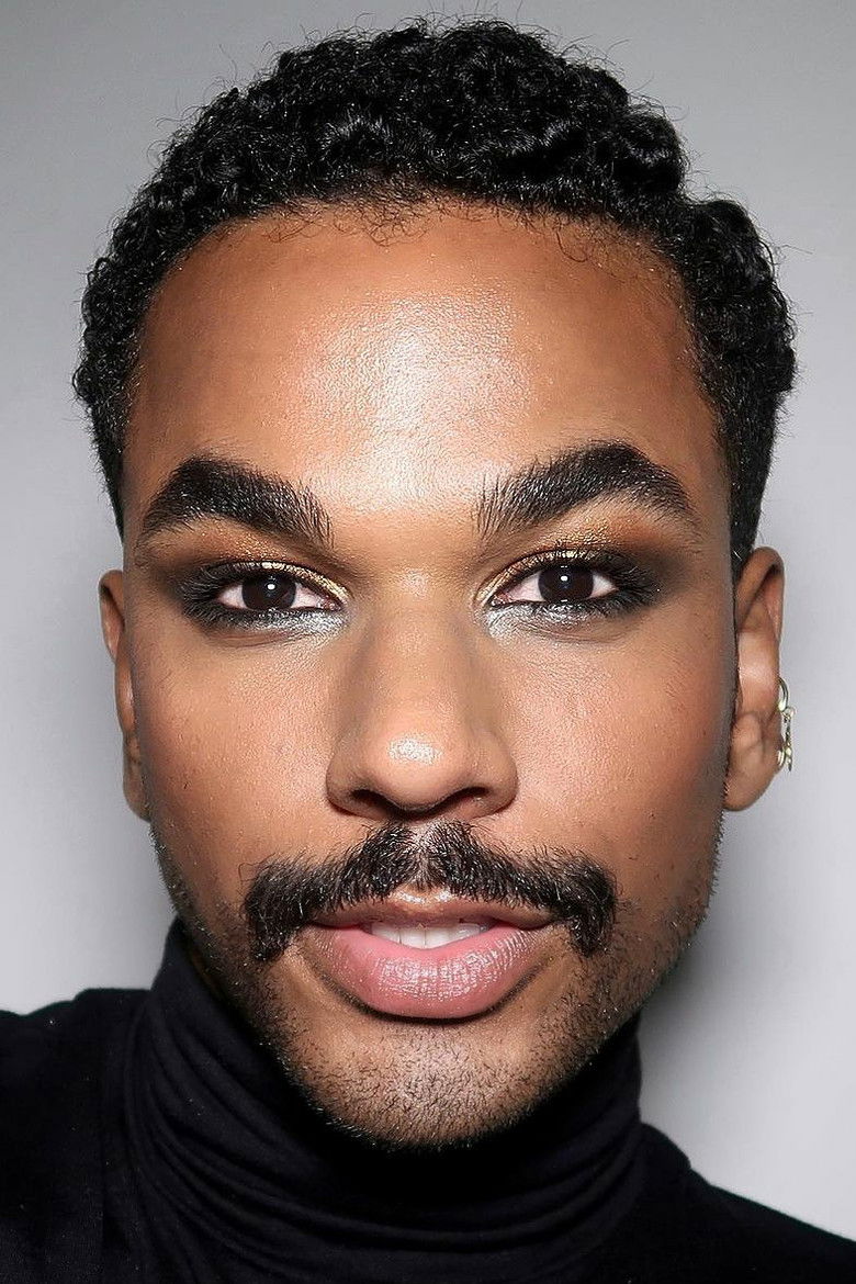 Tássio Santos portrait image