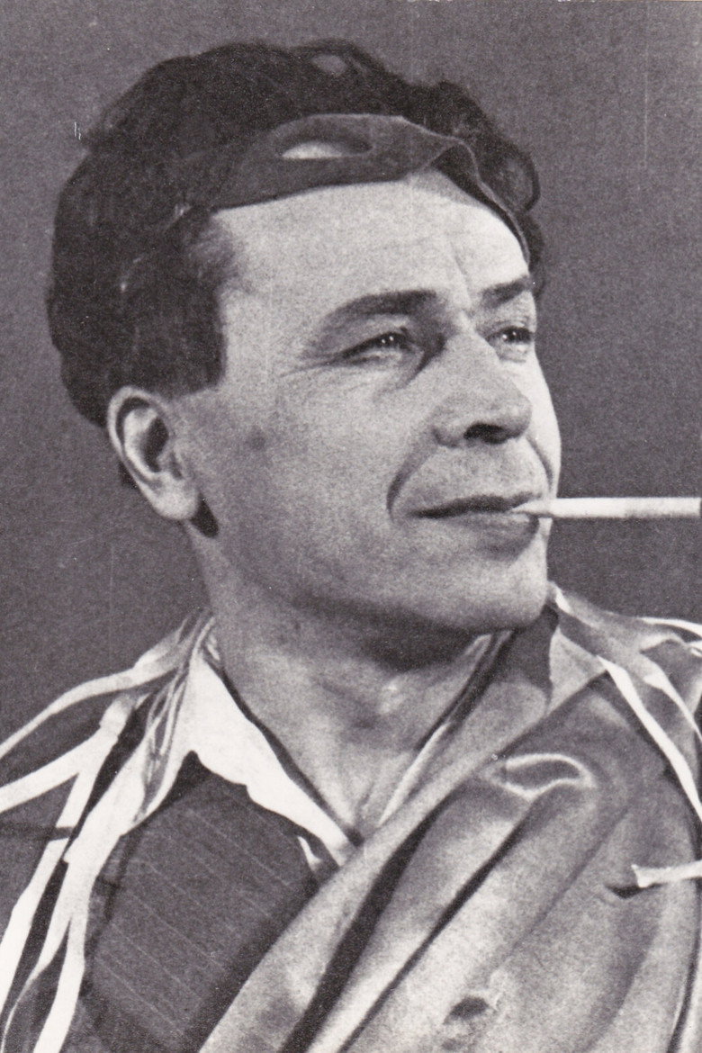Aleksandr Lukyanov photo 3