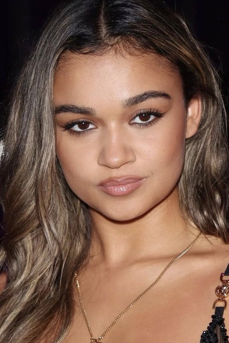 Madison Bailey photo