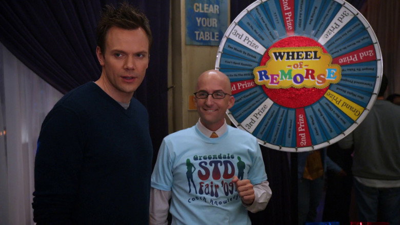Community S01E11 — The Politics of Human Sexuality episode still