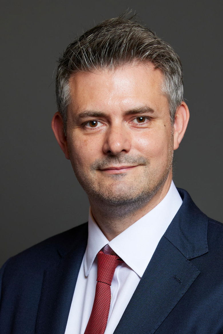 Jon Pearce portrait image