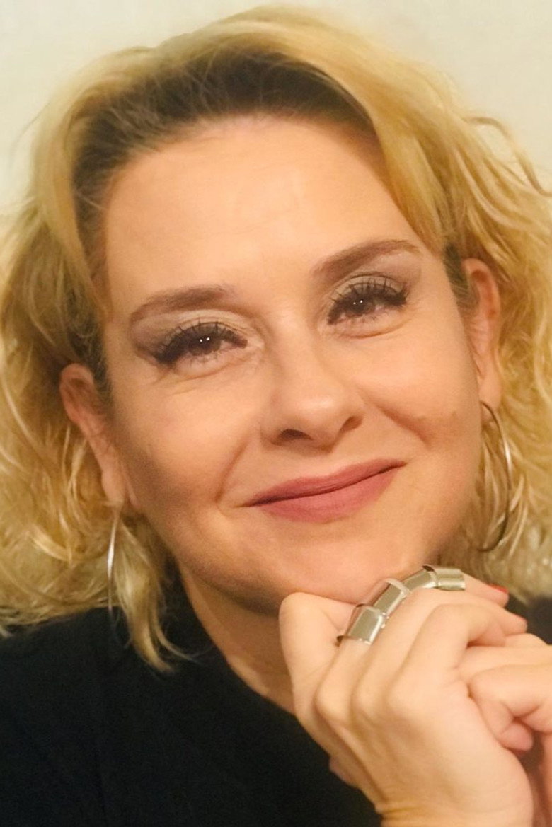 Şenay Saçbüker photo