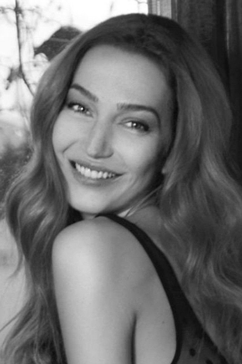 Elena Thomopoulou photo 2