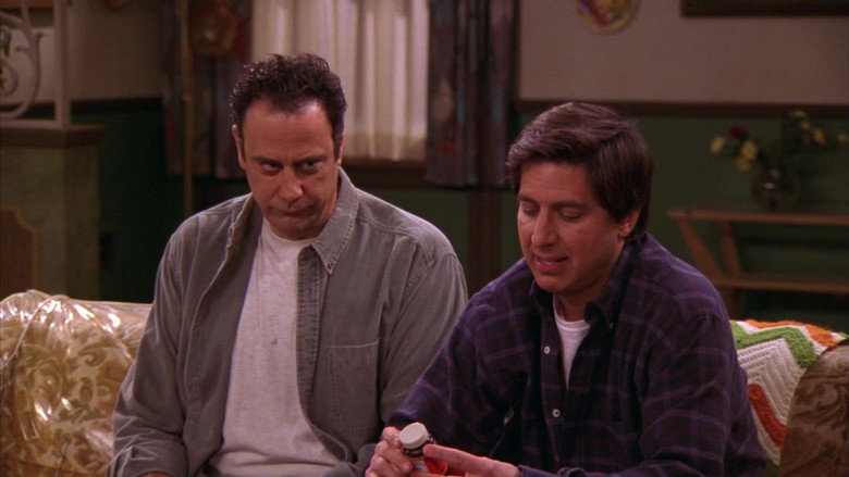 Still from Everybody Loves Raymond - Season 9 Episode 12