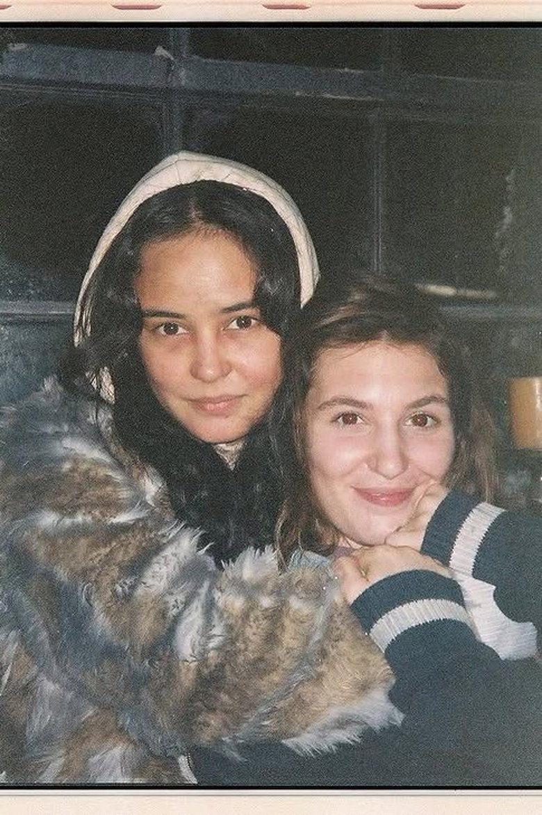 Courtney Eaton photo