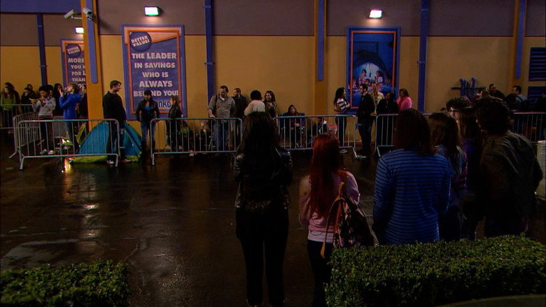 Still from Victorious - Season 4 Episode 1
