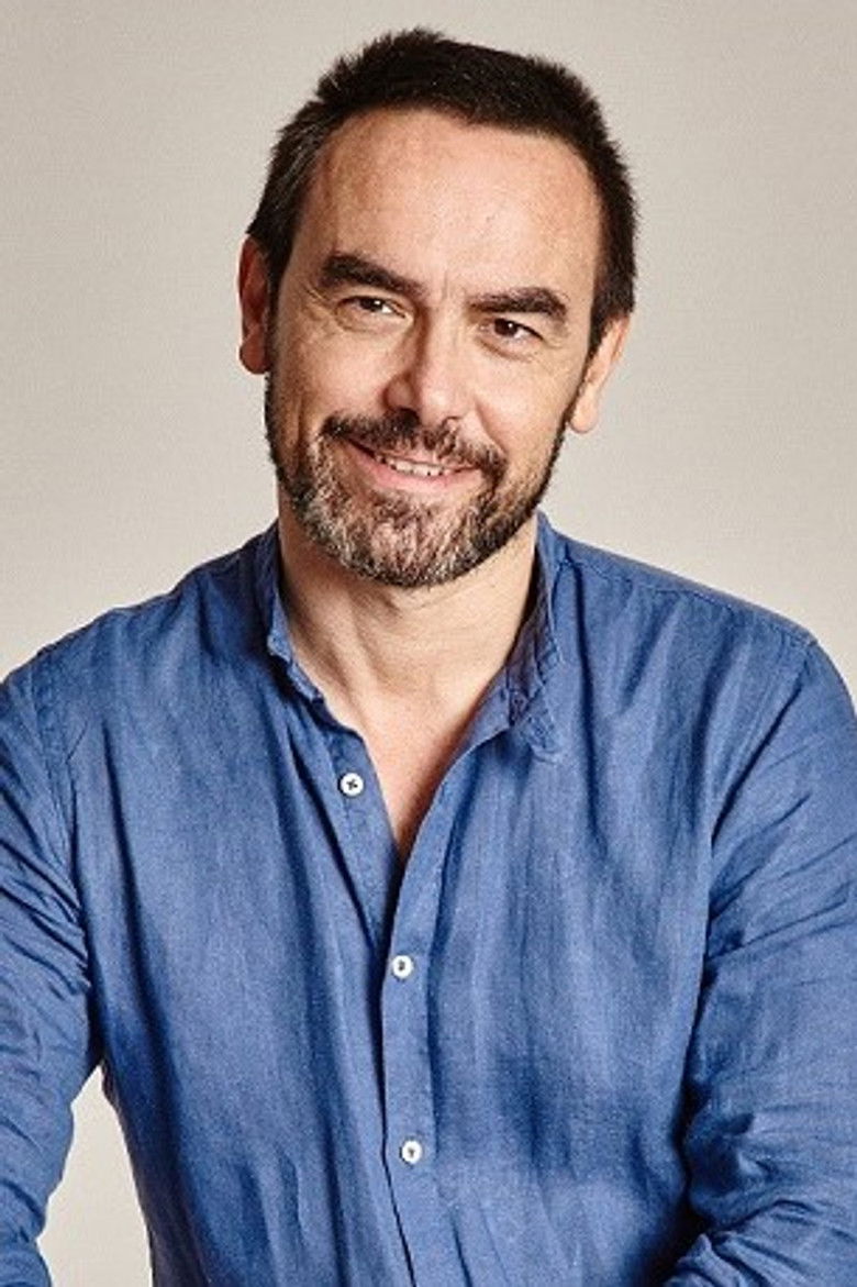 Víctor Manuel Dogar portrait image