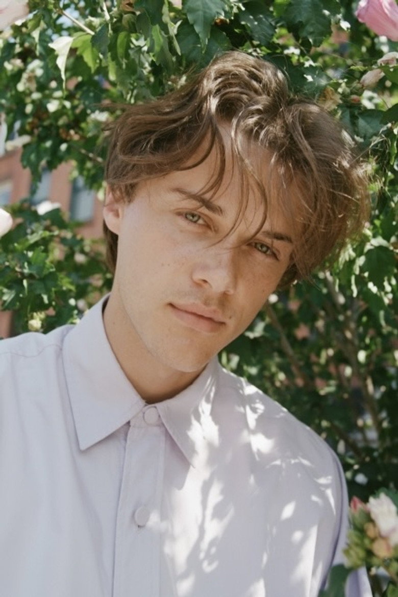 Christopher Briney photo 11
