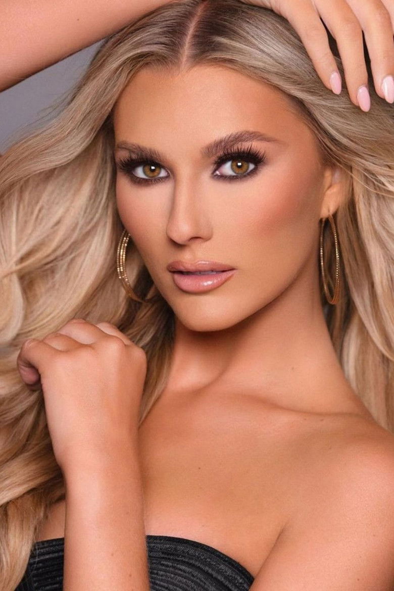 Mackenzie Hinderberger portrait image