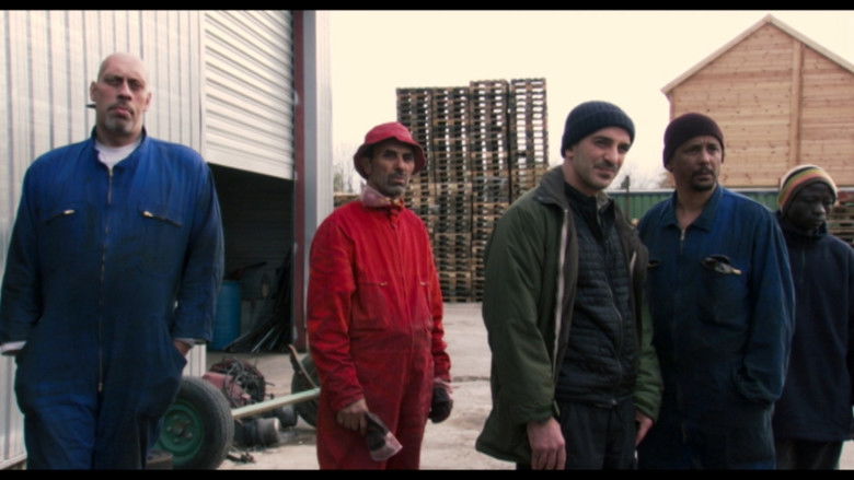 Image d'arrière-plan 1 du film Dernier maquis