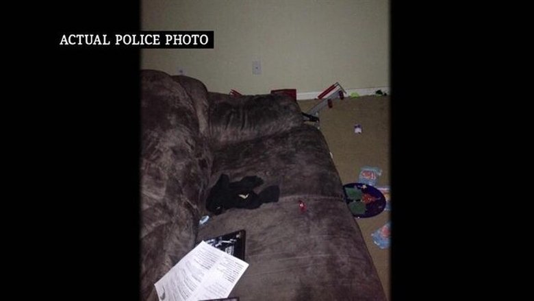 Murders Under the Mistletoe