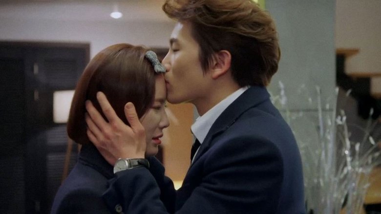 Still image for Kill Me, Heal Me season 1 episode 12: If you did it, then I will do it too. Because you’ll become me soon! Still image for Kill Me, Heal Me season 1 episode 12: If you did it, then I will do it too. Because you’ll become me soon!