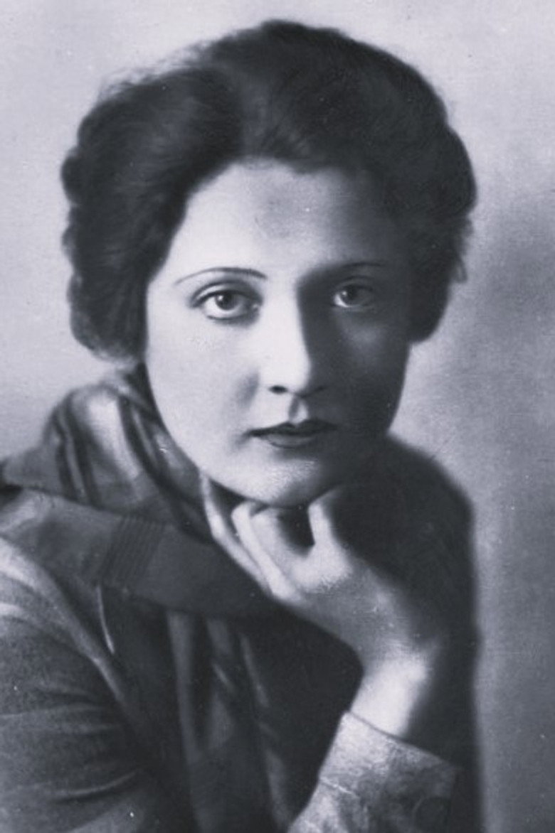 Charlotte Ander photo 3