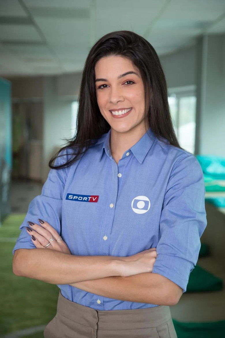 Renata Silveira portrait image