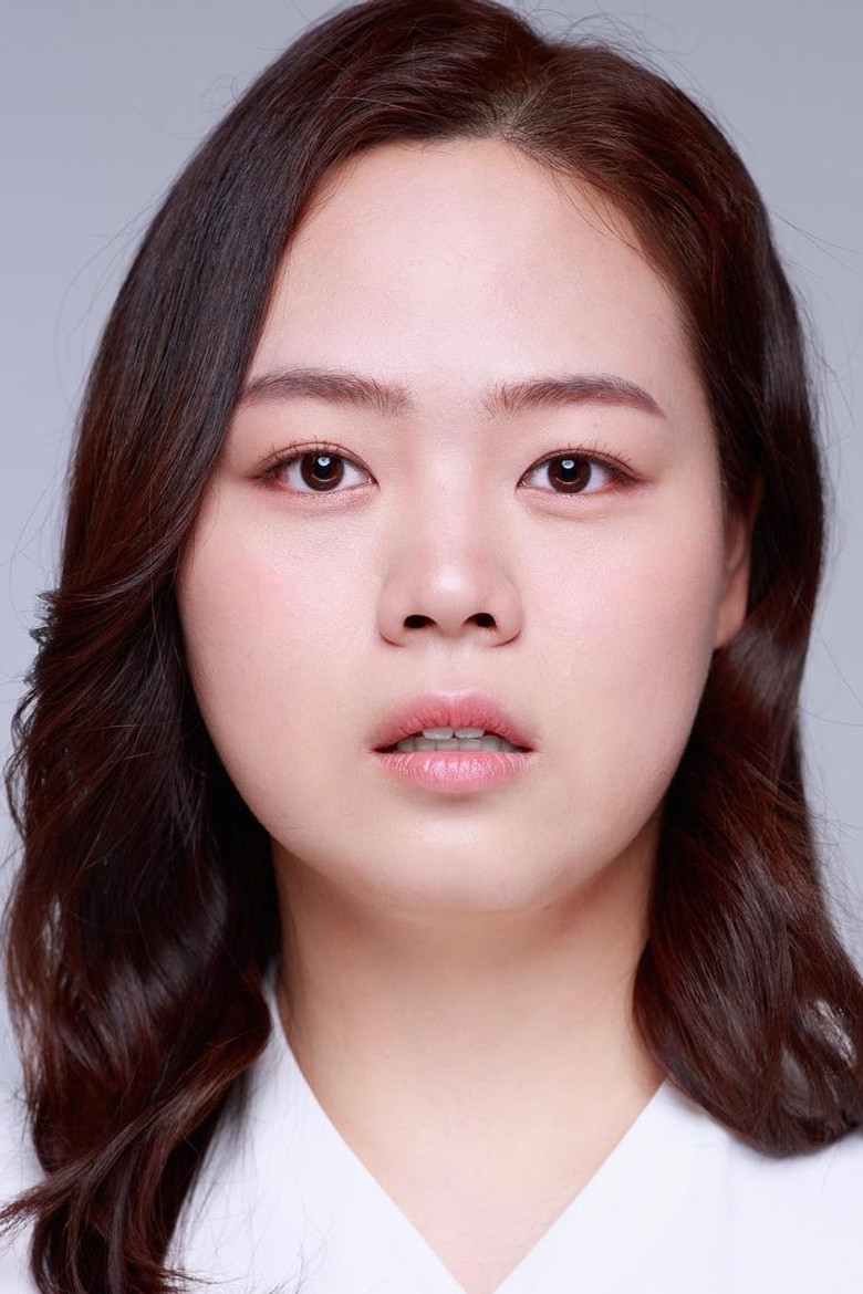 Kim Min-So portrait image