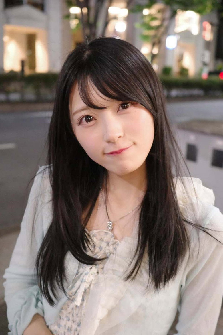 Airi Sato photo